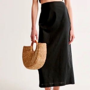Abercrombie & Fitch black linen-blend column maxi skirt